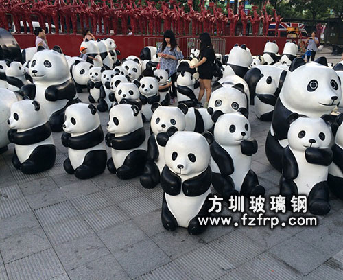 玻璃鋼熊貓雕塑