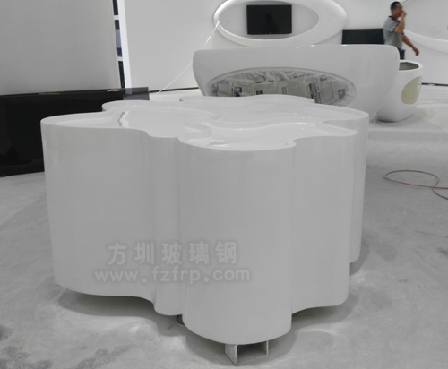揭陽玻璃鋼家具中島展示臺(tái)