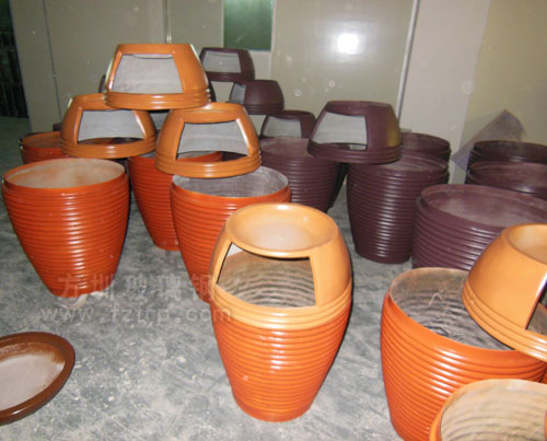 無錫商場戶外玻璃鋼花盆帶垃圾桶工廠生產圖