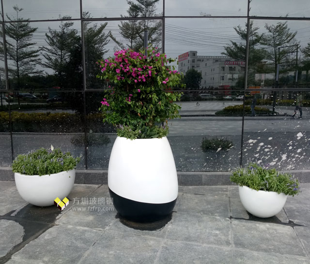 內蒙古玻璃鋼花缽批發
