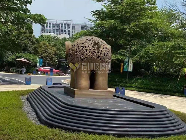 深圳玻璃鋼大象雕塑鏤空花紋園林地產水景抽象雕塑